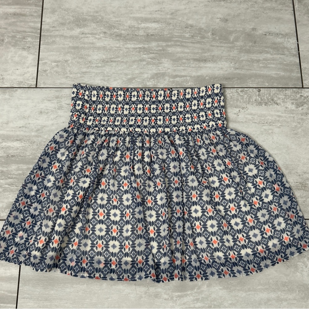 Hollister high wasted mini skirt elastic top size Large NWT